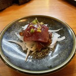 Futsuu no Izakaya Komae - お通し　本マグロのおつまみ