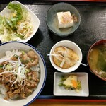 Manmaru Tei - あんかけ豚ニラ丼定食700円