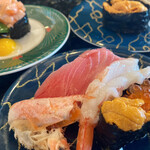 Kaisen Sushi Genkaimaru Toriasu Kyusan Ten - 大赤えびと中トロ,うに&イクラの極み三味