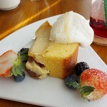 PEKO PEKO CAFE - 焼きりんごのケーキ（480円）＠ペコペコカフェ