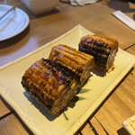 炭火炉端　北の蔵 - 焼きとうもろこしはタレがたっぷりで濃い味好きには堪らないお味。