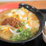 Chuka Soba Sakura - 味噌ラーメン。半チャーハンセット。