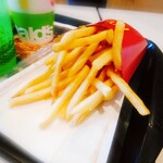 マクドナルド - 