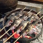 Hitomi Sanso - 岩魚の塩焼きを囲炉裏で