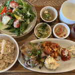 G831 Natural Kitchen & Cafe - 