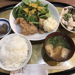 鶏'sすたいる - 日替わりランチ：肉盛り定食