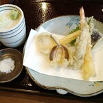 石臼挽手打ち蕎麦 えび家 - 天ぷら御膳の天ぷら