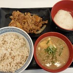 Yoshinoya Rinkaigan Wada Ten - 麦とろ冷や汁御膳855円