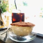 cafe Samarkand - オリジナルコーヒー　ICE(￥440)、ごろっとティラミス(￥495)。コーヒーが想像より本格！