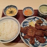 牛たんと和牛焼き 青葉 - 