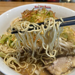 Good Day Ramen 千夏8 - 少しウェーブかかった細麺、ちょいパッツリ感がいい