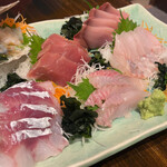 Hakodate Seafood Izakaya Yanshu Gyoba Nidaime Shoei Maru - 刺身3人盛り