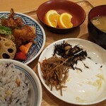 Kamado Gohan Sachifukuya Rarapoto Koshien Ten - サラダを食べてしまいました(^_^;)