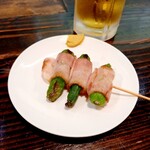 Yakitori Yoshidaya - ししとうベーコン 170円