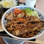 Nikumarushoten Ario Yao Ten - 牛カルビ丼中 ごはん大盛