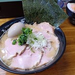 Yokosuka Gyutail Takemen - 牛骨テール醤油全部乗せ