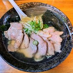 Ramen Tarafuku - 塩チャーシュー1000円