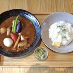 UOYUKI SOUP CURRY & - スープカレー（チキン・５辛；ライス特盛）