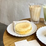 SOT Coffee Kyoto Kyoto Shichijo Ten - ツナとチェダーチーズのマフィン♡