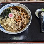 丸子屋 - 冷しきのこそば　700円