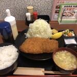 Sai Tonkatsu - 上州麦豚 赤城ポーク リブロースカツ定食 300g   2380円