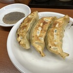 Hidakaya Asakusaekimaeten - ■餃子3個¥150