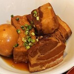 Umiya Yaesu Bettei - うーみや 八重洲別邸 ＠日本橋 ランチ ラフテー定食のラフテー・厚揚げ・煮玉子