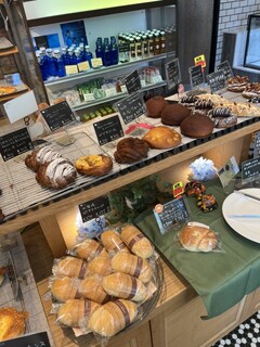 Koyaru Bakery & Cafe - 店内パンたち