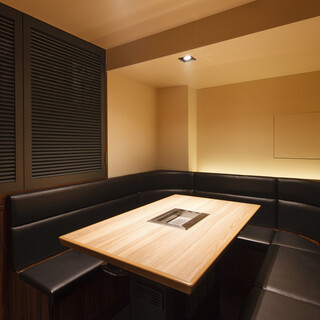 [Private rooms available] Enjoy Yakiniku (Grilled meat) in a warm and calm private room