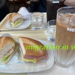 Doutor Coffee Shop Jr Ashiya Ekimae Ten - 