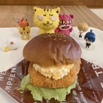 ムギムギ - 料理写真:海老カツバーガー　462円(税込)