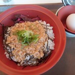 Sukiya Tsurugamine Eki Mae Ten - 旨だし鶏そぼろ丼(480円)