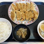 Gyoza no Osho Nigata Omi Ten - 餃子定食 ¥891（＋¥44で「にんにく激増し餃子」に変更）