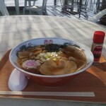 海の家 しおさい - 料理写真:チャーシュー麺(1100円)