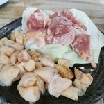 Fureai no Sato Umekitahonten - ももの塩焼き＆ぼんじりのニンニク醤油焼き