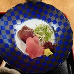 旬のおばんざい地酒のはぜやん - 令和5年8月 ランチタイム
お魚定食 990円
カツオ、キハダまぐろ刺身、銀鮭の西京焼き、小鉢2種、ご飯、みそ汁、漬けもの