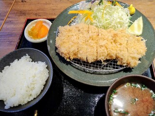 THE TONKATSU CLUB - 