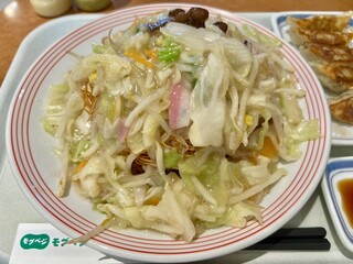 Ringer Hut Pasaru Makuhari Ueri Ten - 野菜たっぷり皿うどん