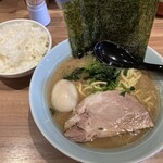 Yokohama Iekei Ramen Gin'ya Sapporo Miyanomori Honten - 