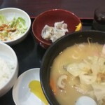 中国料理 華北飯店 - 料理写真:ちゃんぽんセット(ちゃんぽん、御飯、焼売、サラダ)