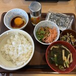 Sukiya Junana Go Numata Ten - 牛たまかけ定食