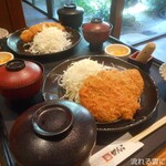 Tonkatsu Ganko Nara Ten - ロースかつ定食