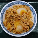 吉野家  - 令和5年8月
            牛丼並盛つゆだく 税込448円