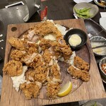 Uma Karaage to Izakemeshi Miraizaka Hakataguchi Ekimae Ten - 