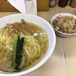 China Soba Shinmen - 大きさのバランスは、これくらい。