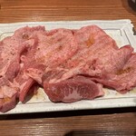 牛肉商 牛旬 三郎 - 