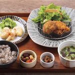 Watoka Shokudo Kashiwa Toyoshikidai Ten - からあげ&小エビマヨ定食