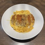 Juurokkokumai Omurice & Doria Senmon Ten Omurice Tei Yumetaun Hakata Ten - 黄金のカツ丼　869円(税込)