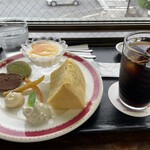 Cafe Itsutsubashi - 