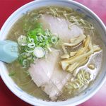 塩ラーメンのアップ